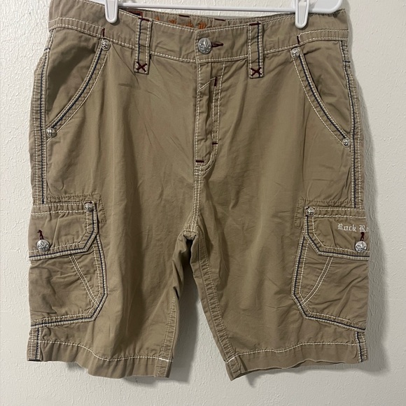 Rock Revival Men’s Size 36 Khaki Cargo Shorts Embroidery Back Pocket Design EUC - Picture 1 of 10